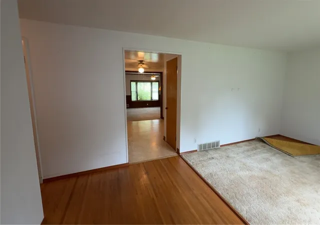 Photo 3 of Sale Pending at 260 Ripplewood Dr, Greece, NY 14616 | MLS# R1710191 | Listing updated on 2026-09-03