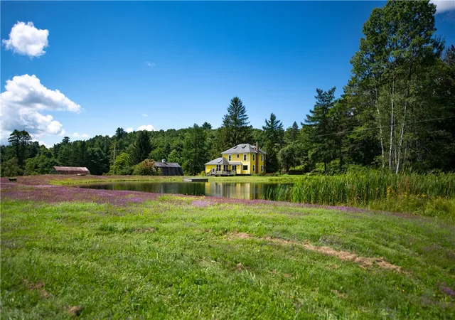 Photo 2 of Single family home for sale at 1298 County Hwy 30, Harpersfield, NY 12167 | MLS# R1710287 | Listing updated on 2026-08-26