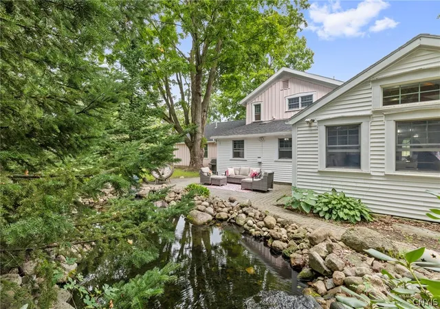 Photo 4 of Single family home for sale at 7805 Hicks Rd, Lysander, NY 13027 | MLS# S1709323 | Listing updated on 2026-09-09