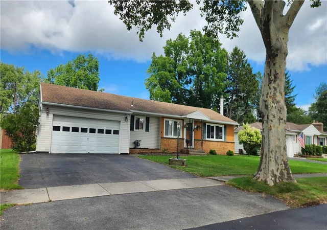 Photo 2 of Sale Pending at 48 Belview Dr, Irondequoit, NY 14609 | MLS# R1710351 | Listing updated on 2026-09-09