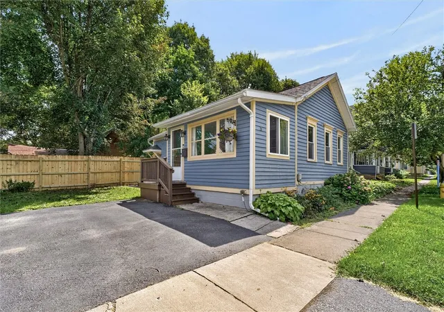 Photo 1 of Sale Pending at 20 Poplar St, Rochester, NY 14620 | MLS# R1710340 | Listing updated on 2026-08-29