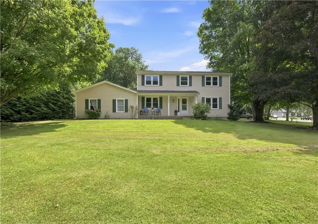 Photo 2 of Sale Pending at 1107 Nestwood Ln, Webster, NY 14580 | MLS# R1709417 | Listing updated on 2026-09-03