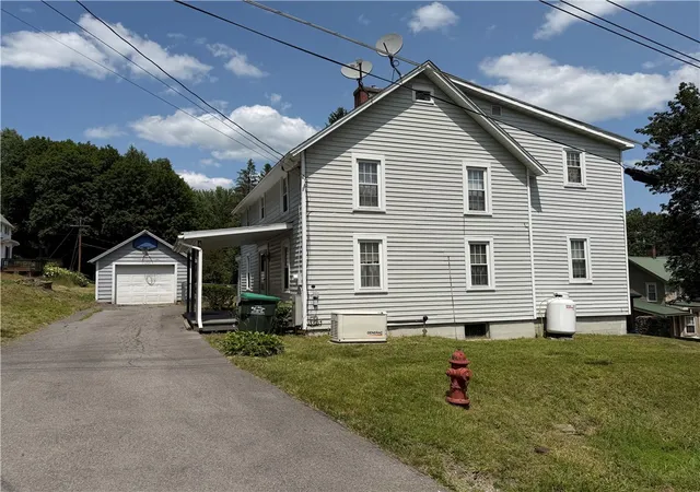 Photo 2 of Single family home for sale at 6 Holmes Ave, New Berlin, NY 13411 | MLS# R1710151 | Listing updated on 2026-09-10