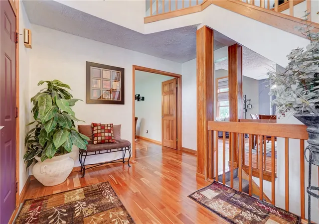 Photo 3 of Sale Pending at 77 Cobblefield Wy, Henrietta, NY 14534 | MLS# R1704022 | Listing updated on 2026-09-10