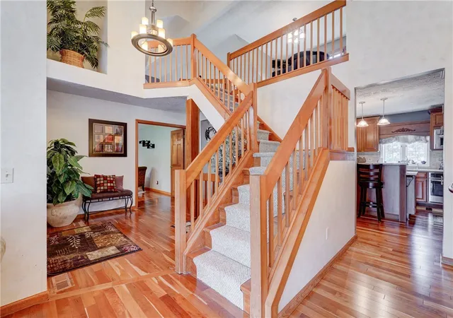 Photo 4 of Sale Pending at 77 Cobblefield Wy, Henrietta, NY 14534 | MLS# R1704022 | Listing updated on 2026-09-10