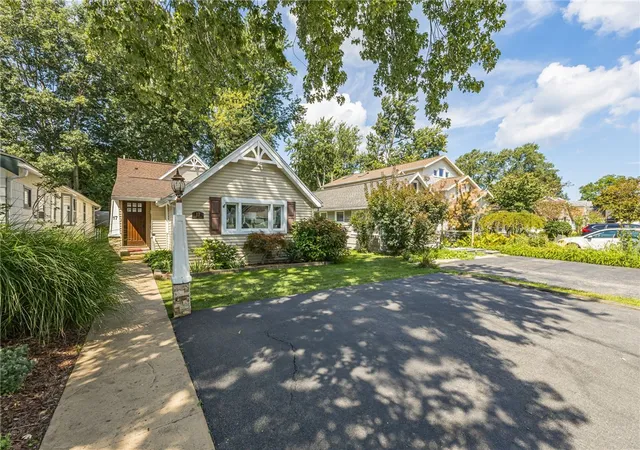 Photo 2 of Sale Pending at 17 Bateau Ter, Irondequoit, NY 14617 | MLS# R1708698 | Listing updated on 2026-09-04