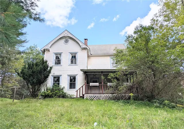 Photo 2 of Single family home for sale at 901 Old Route 28, Middletown, NY 12430 | MLS# R1710055 | Listing updated on 2026-09-01