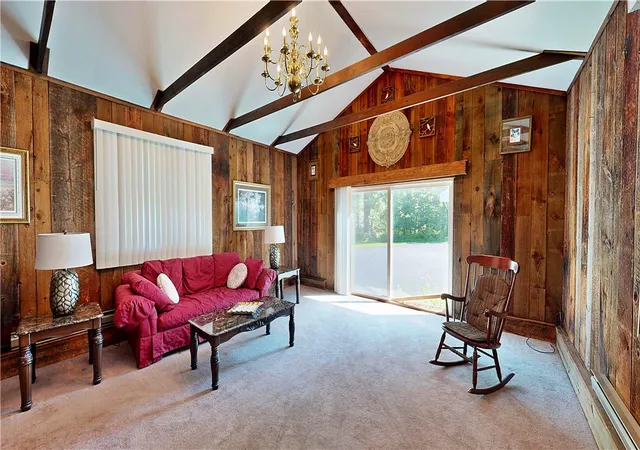 Photo 2 of Sale Pending at 286 Taylor Rd, Mendon, NY 14472 | MLS# R1710221 | Listing updated on 2026-09-10