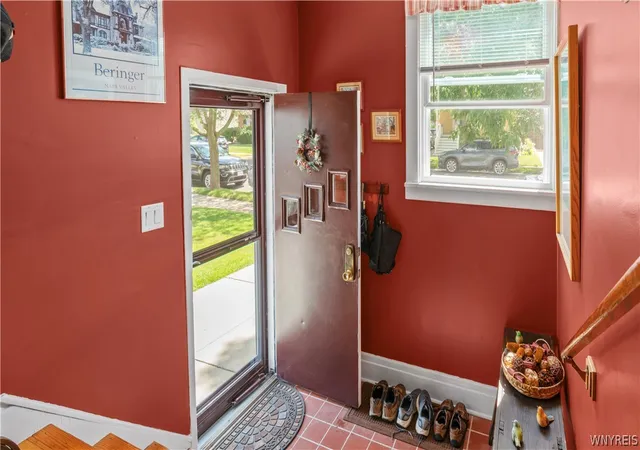 Photo 3 of Sale Pending at 19 Hamilton Blvd, Tonawanda, NY 14217 | MLS# B1708201 | Listing updated on 2026-09-02
