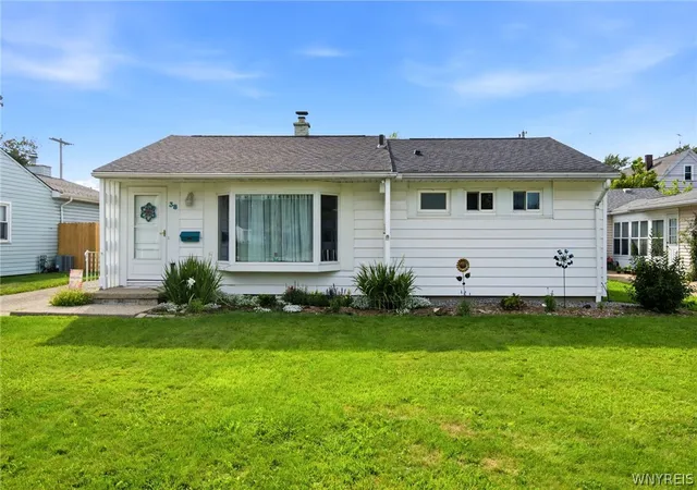 Photo 1 of Sale Pending at 38 Meadow Lea Dr, Amherst, NY 14226 | MLS# B1710248 | Listing updated on 2026-09-14