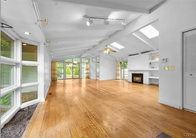 Photo 4 of Sale Pending at 100 Sherbrooke Rd, Manlius, NY 13104 | MLS# S1709742 | Listing updated on 2026-09-12