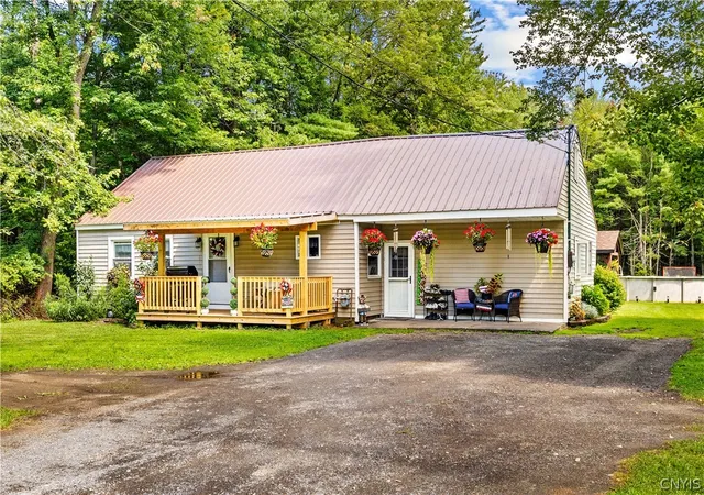 Photo 1 of Single family home for sale at 5643 Taberg Rd, Rome, NY 13440 | MLS# S1710265 | Listing updated on 2026-08-27