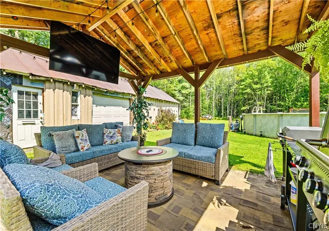 Photo 3 of Single family home for sale at 5643 Taberg Rd, Rome, NY 13440 | MLS# S1710265 | Listing updated on 2026-08-27