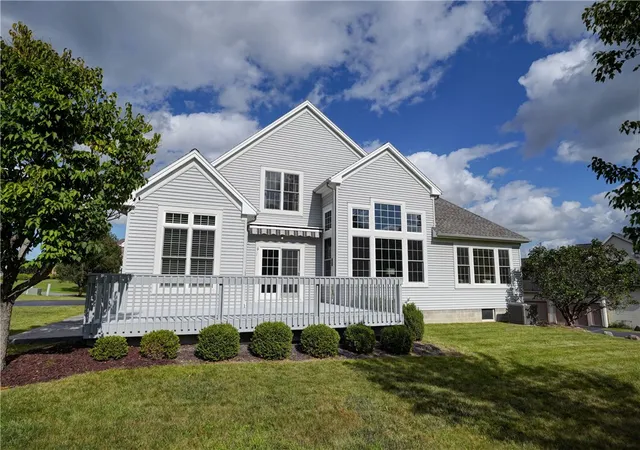 Photo 3 of Sale Pending at 16 Nature View, Pittsford, NY 14534 | MLS# R1709167 | Listing updated on 2026-09-04