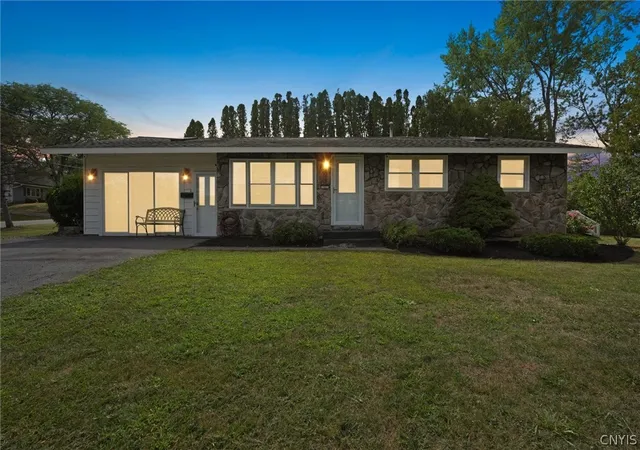 Single family home for sale at 101 Moyer Heights Dr, Salina, NY 13088 | MLS# S1707726