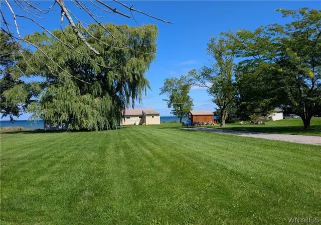 Photo 3 of Single family home for sale at 11153 Peters Ln, Yates, NY 14098 | MLS# B1710313 | Listing updated on 2026-08-31
