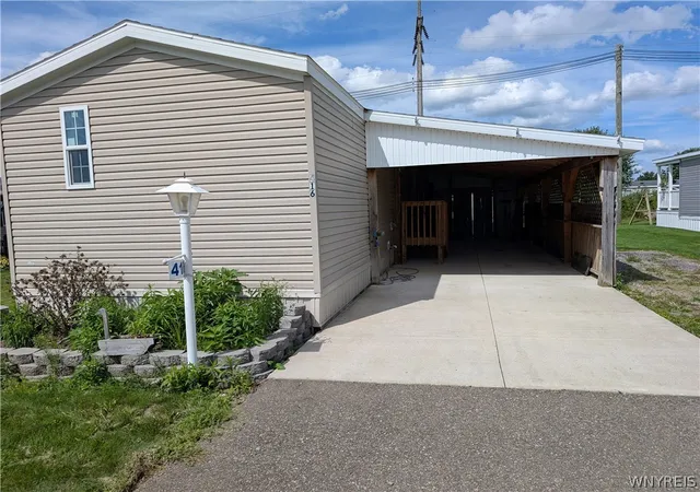Photo 2 of Manufactured home for sale at 416 Carter, Arcade, NY 14009 | MLS# B1710466 | Listing updated on 2026-08-27