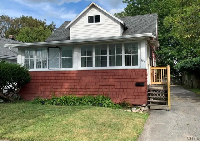 Photo 2 of Sale Pending at 124 Marsden Rd, Salina, NY 13208 | MLS# S1710375 | Listing updated on 2026-09-01