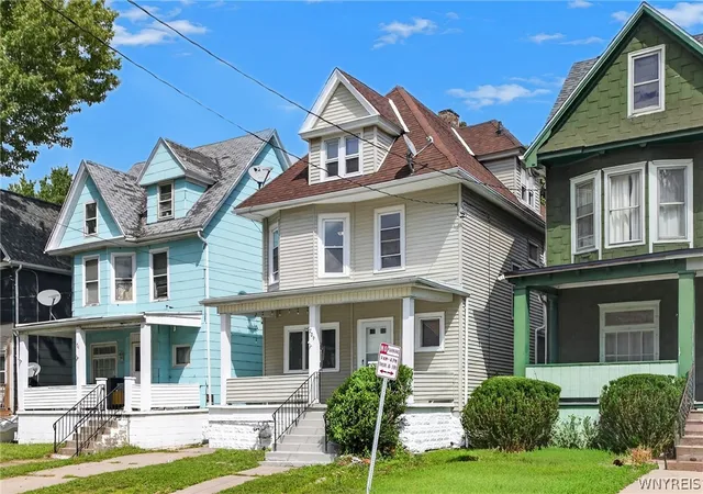 Photo 3 of Single family home for sale at 709 Hopkins St, Buffalo, NY 14220 | MLS# B1710324 | Listing updated on 2026-09-06