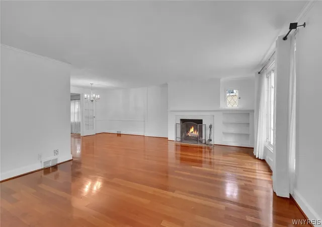 Photo 3 of Sale Pending at 80 Morningside Ln, Amherst, NY 14221 | MLS# B1709146 | Listing updated on 2026-09-06