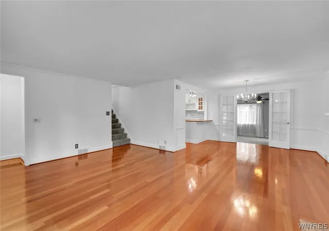 Photo 3 of Sale Pending at 80 Morningside Ln, Amherst, NY 14221 | MLS# B1709146 | Listing updated on 2026-09-06