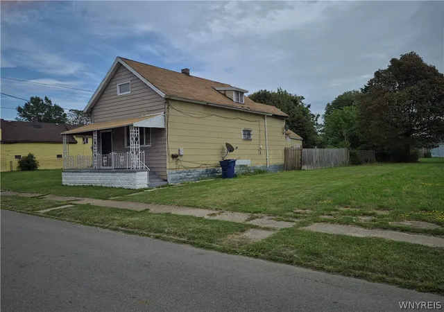 Single family home for sale at 131 Ashley St, Buffalo, NY 14212 | MLS# B1708912