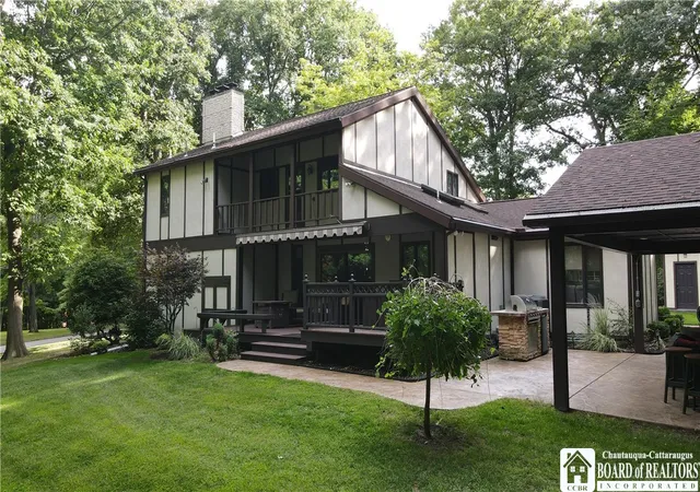 Photo 3 of Sale Pending at 9 Stewart Ave, Hanover, NY 14136 | MLS# R1710289 | Listing updated on 2026-09-04