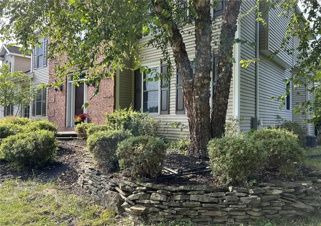 Photo 3 of Sale Pending at 104 Semmel Rd, Mendon, NY 14472 | MLS# R1708836 | Listing updated on 2026-09-11