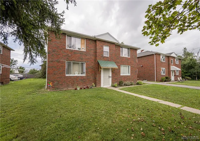 Photo 1 of Sale Pending at 56 Eiss Pl, Amherst, NY 14226 | MLS# B1709751 | Listing updated on 2026-09-04