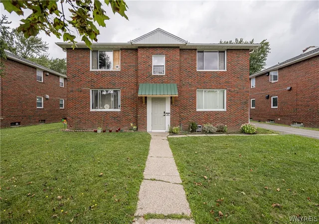 Photo 2 of Sale Pending at 56 Eiss Pl, Amherst, NY 14226 | MLS# B1709751 | Listing updated on 2026-09-04