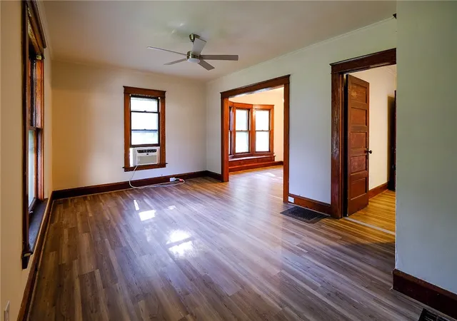 Photo 3 of Single family home for sale at 448 W 5th St, Elmira City, NY 14901 | MLS# R1710314 | Listing updated on 2026-09-03