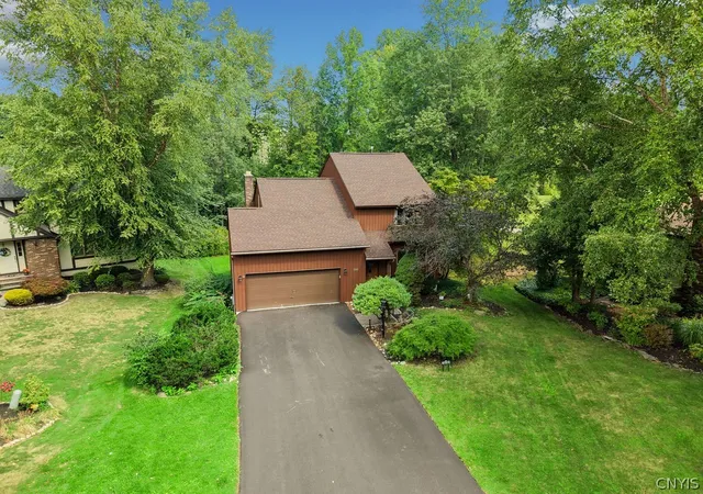 Photo 1 of Sale Pending at 3239 Far Reach Dr, Lysander, NY 13027 | MLS# S1710599 | Listing updated on 2026-08-31