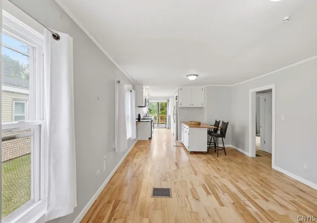 Photo 4 of Single family home for sale at 219 Garden City Dr, Salina, NY 13211 | MLS# S1705982 | Listing updated on 2026-09-11