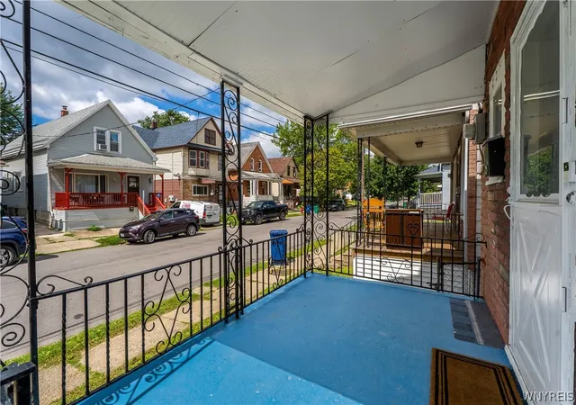 Photo 3 of Single family home for sale at 225 Longnecker St, Buffalo, NY 14206 | MLS# B1710601 | Listing updated on 2026-08-28
