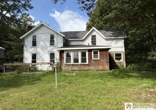 Photo 2 of Single family home for sale at 9185 Chautauqua Rd, Pomfret, NY 14063 | MLS# R1710333 | Listing updated on 2026-08-31