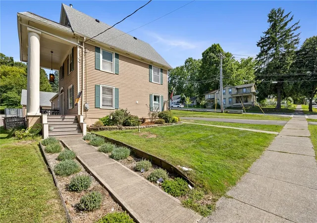 Photo 1 of Single family home for sale at 167 S Main St #2, Perinton, NY 14450 | MLS# R1710502 | Listing updated on 2026-09-15