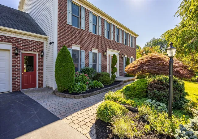 Photo 3 of Sale Pending at 1487 Fallen Leaf Ter, Webster, NY 14580 | MLS# R1710624 | Listing updated on 2026-08-31