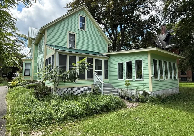 Photo 2 of Single family home for sale at 51 Center St, Oneonta, NY 13820 | MLS# R1710646 | Listing updated on 2026-08-31