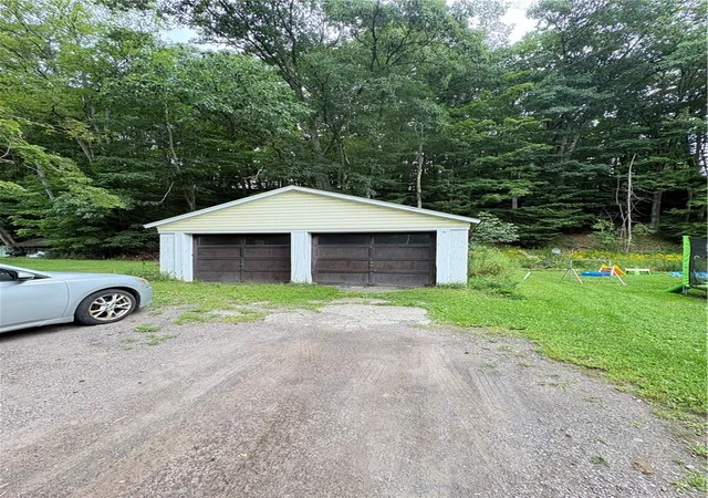 Photo 3 of Sale Pending at 55 Bixby St, Bainbridge, NY 13733 | MLS# R1709947 | Listing updated on 2026-09-14