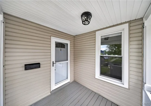 Photo 2 of Sale Pending at 46 Maple St, Auburn, NY 13021 | MLS# S1710178 | Listing updated on 2026-09-14
