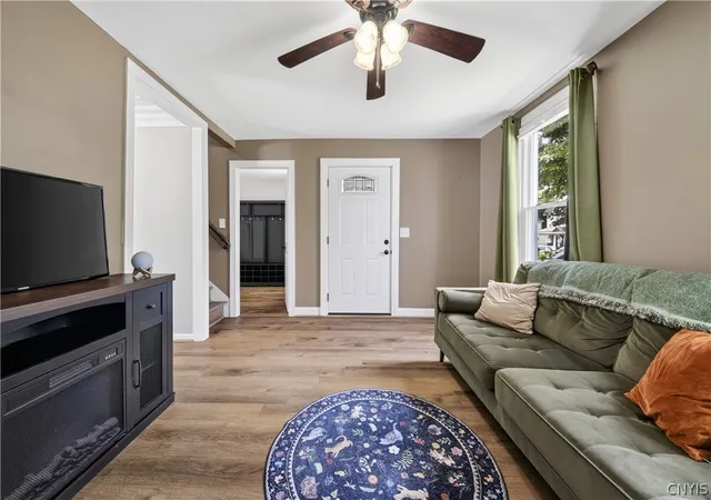 Photo 3 of Sale Pending at 46 Maple St, Auburn, NY 13021 | MLS# S1710178 | Listing updated on 2026-09-14