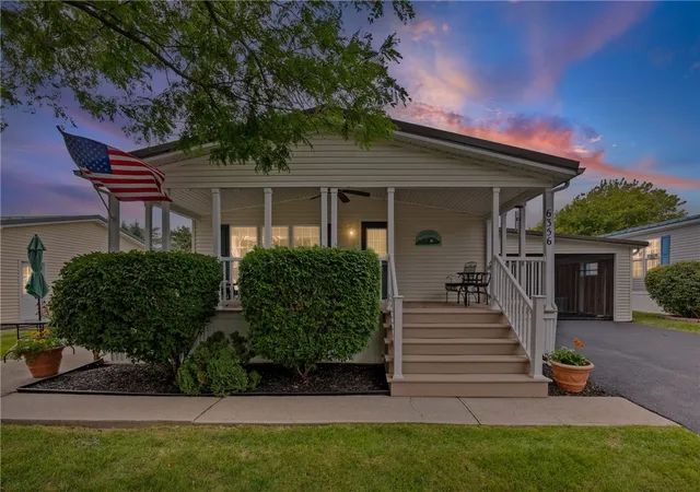 Photo 2 of Sale Pending at 6356 Kims Dr, Victor, NY 14564 | MLS# R1710661 | Listing updated on 2026-09-11