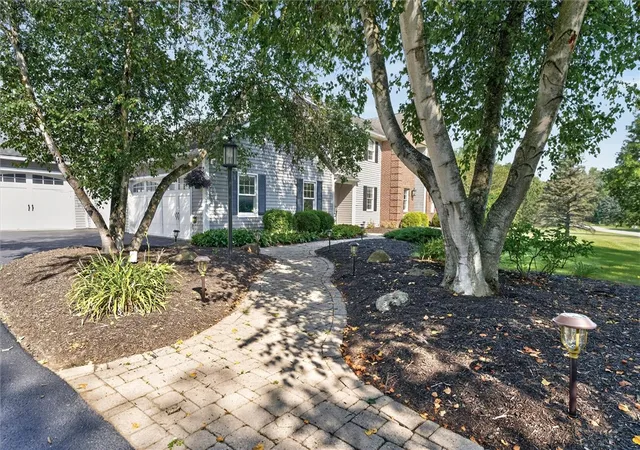 Photo 3 of Single family home for sale at 1 Hurlingham Dr, Mendon, NY 14472 | MLS# R1710636 | Listing updated on 2026-09-09