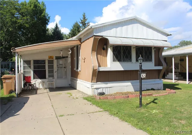 Photo 1 of Manufactured home for sale at 120 Carefree Ln, Cheektowaga, NY 14227 | MLS# B1710171 | Listing updated on 2026-09-02