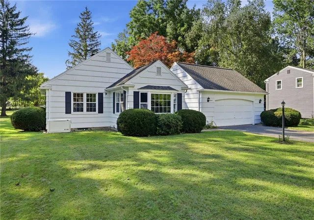 Photo 1 of Sale Pending at 5 Duncott Rd, Perinton, NY 14450 | MLS# R1710666 | Listing updated on 2026-09-02