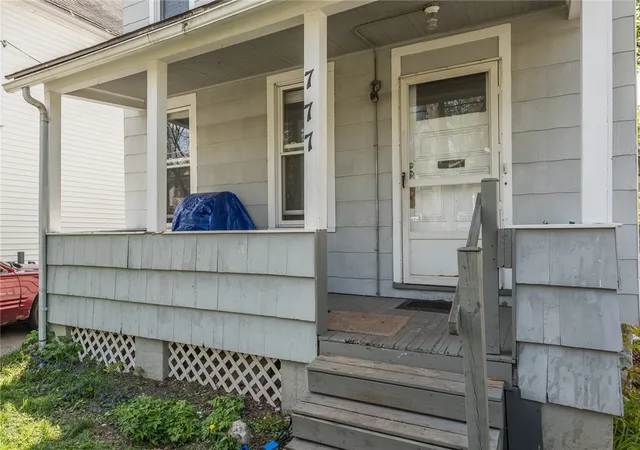 Photo 2 of Sale Pending at 777 Meigs St, Rochester, NY 14620 | MLS# R1709919 | Listing updated on 2026-09-10