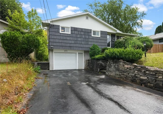 Photo 3 of Sale Pending at 491 Audubon Pkwy, Syracuse, NY 13224 | MLS# S1710701 | Listing updated on 2026-09-06