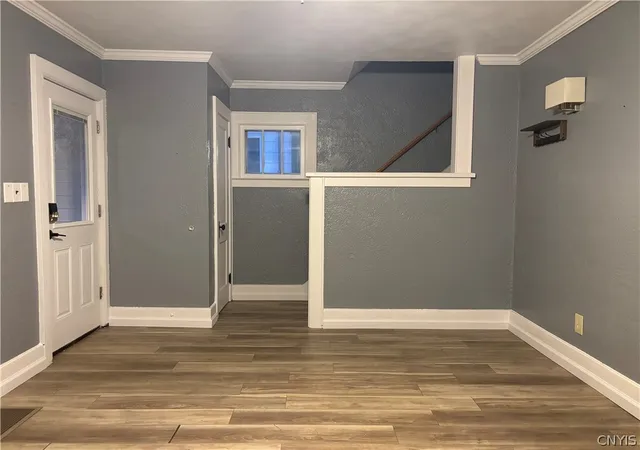 Photo 3 of Single family home for sale at 252 Markland Ave, Syracuse, NY 13207 | MLS# S1710629 | Listing updated on 2026-09-11