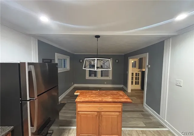 Photo 4 of Single family home for sale at 252 Markland Ave, Syracuse, NY 13207 | MLS# S1710629 | Listing updated on 2026-09-11