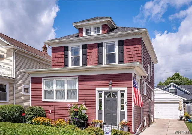 Photo 1 of Single family home for sale at 105 Hoover Ave, Tonawanda, NY 14217 | MLS# B1710119 | Listing updated on 2026-09-17